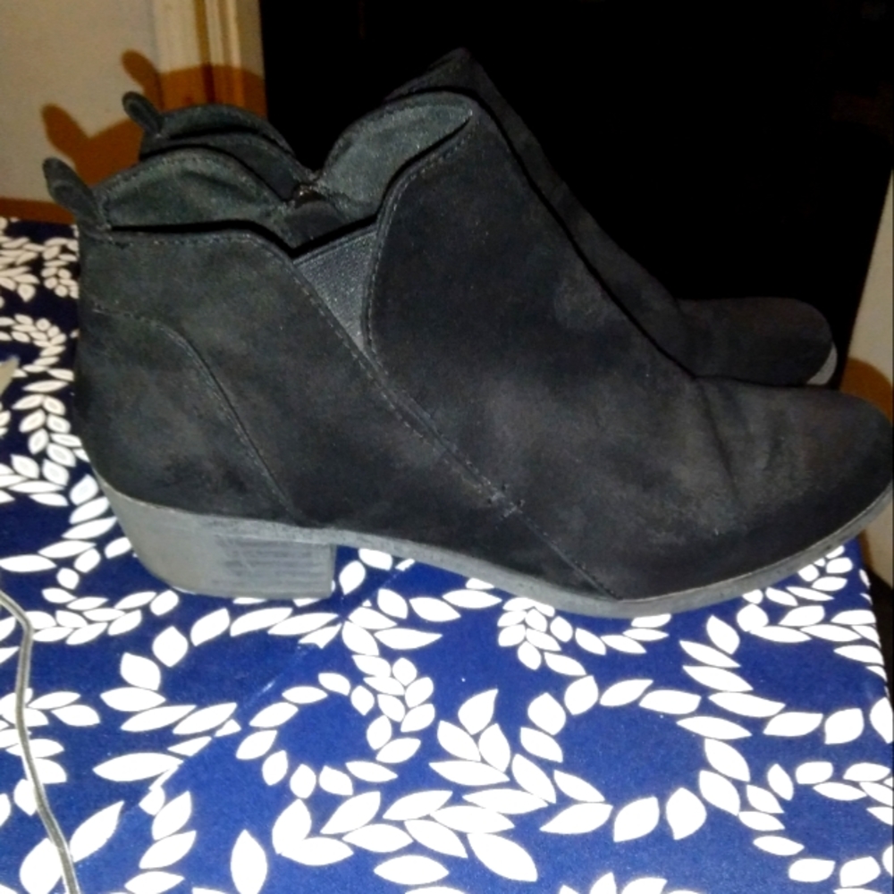 Arizona ankle boots